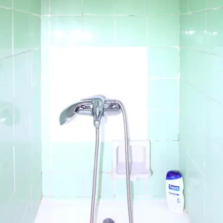 Cozzy Two Bedroom דירה קוניט