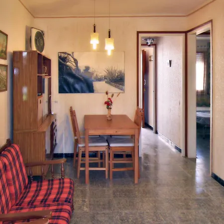 Cozzy Two Bedroom *